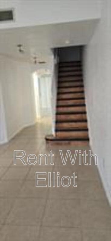 Foto del edificio - 4946 Leeward Ln