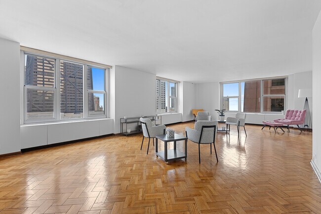 Building Photo - 777 N Michigan Ave