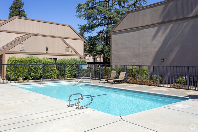 Pool - Riverview Gardens Apartments