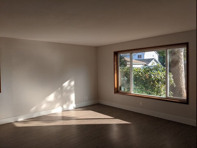 Foto del edificio - 3107 Bridge St