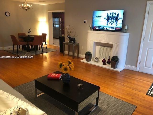 Building Photo - 3 bedroom in Miami Shores FL 33150