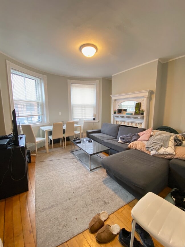 Photo - 612 Columbus Ave Townhome