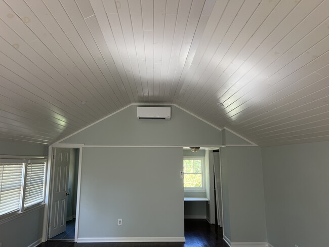 Foto del edificio - 12a Amherst Ave