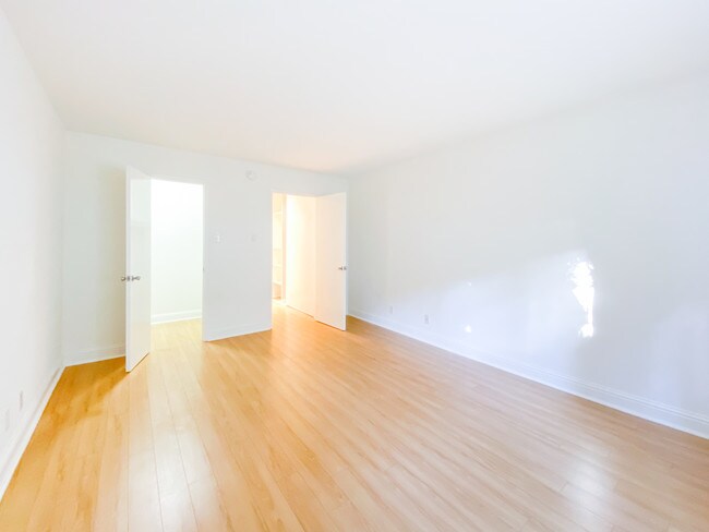 Foto del edificio - 15516 Sunset Blvd