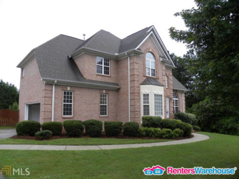 Building Photo - All Brick Beauty 4 Bedrooms and 2.5 Bathrooms