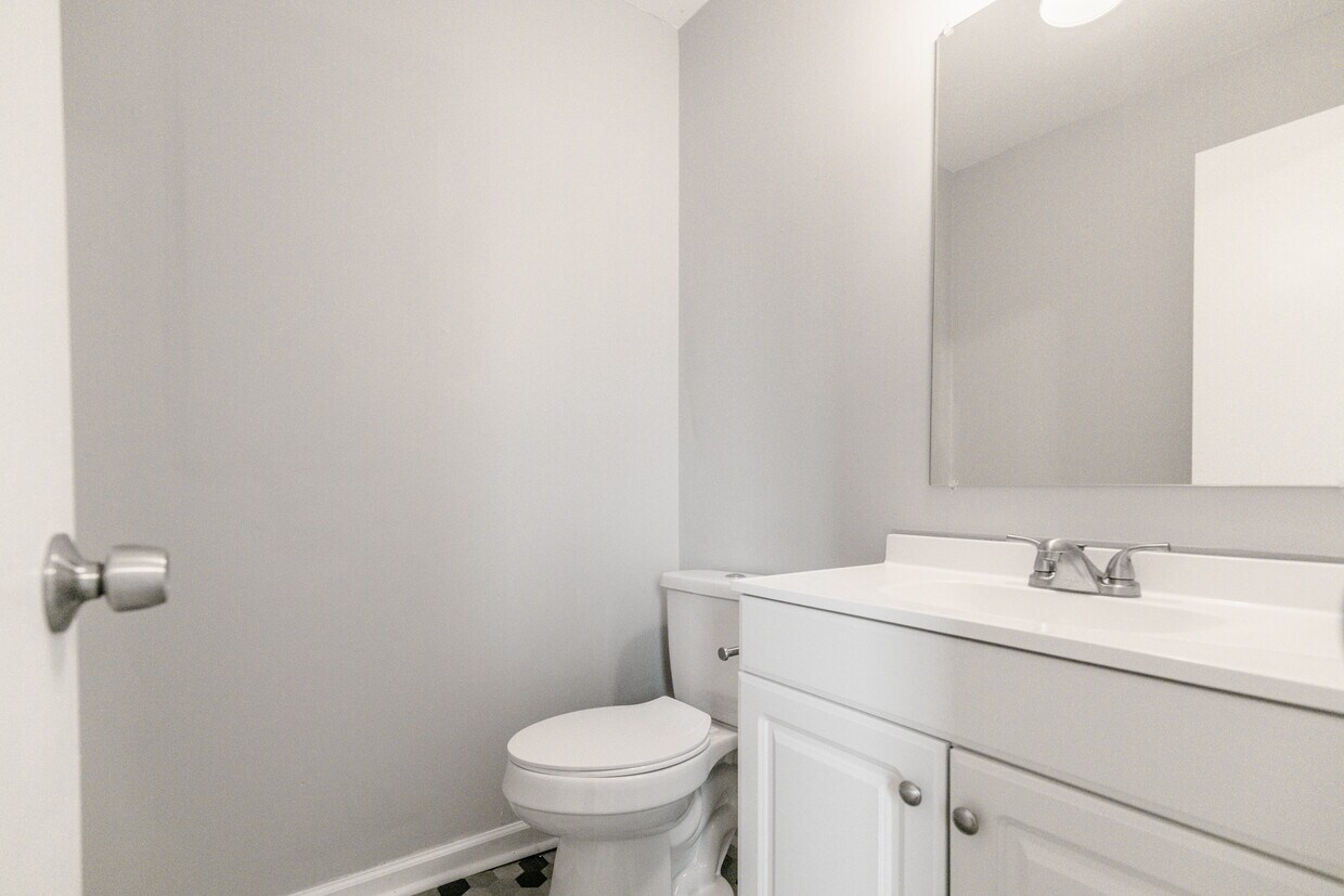 Foto principal - 553 Lorie Ln