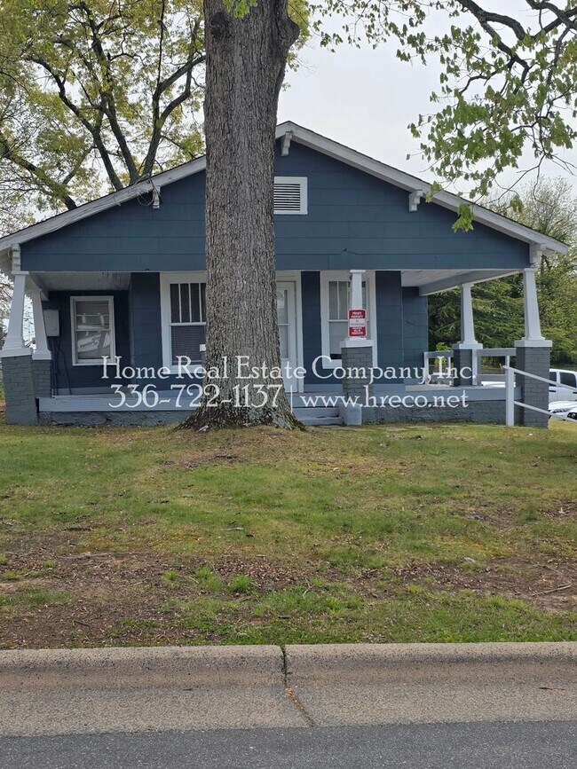 Photo - 526 E 17th St House