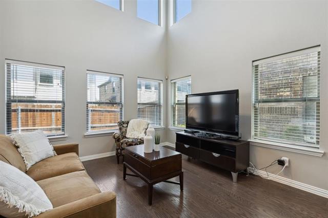 Foto del edificio - 924 Brookville Ct