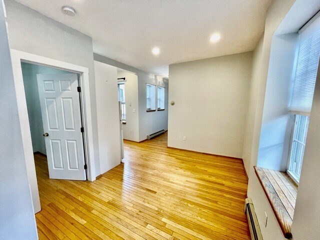 Foto del edificio - 15 Thacher Ct