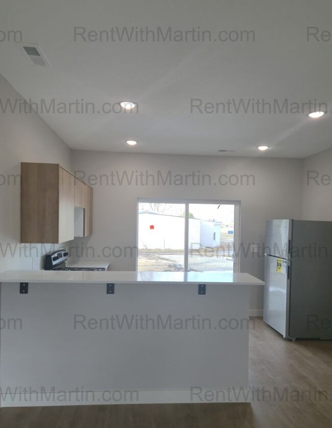 Building Photo - FOR RENT- BRAND NEW BUILD on Janney Ave!! Dogs ok!