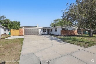 Building Photo - 280 Antigua Dr