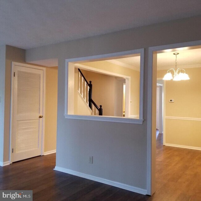 Foto del edificio - 1506 Virginia Ct
