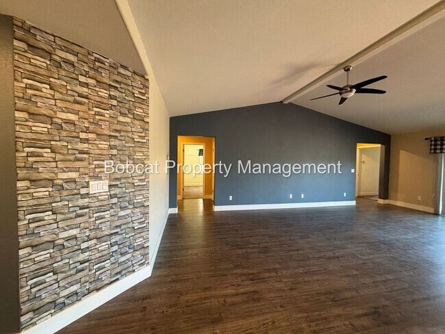 Foto del edificio - 6515 Copper Mountain Dr