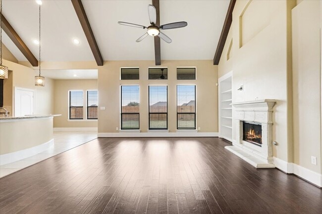 Building Photo - 20111 Redondo Valley Dr