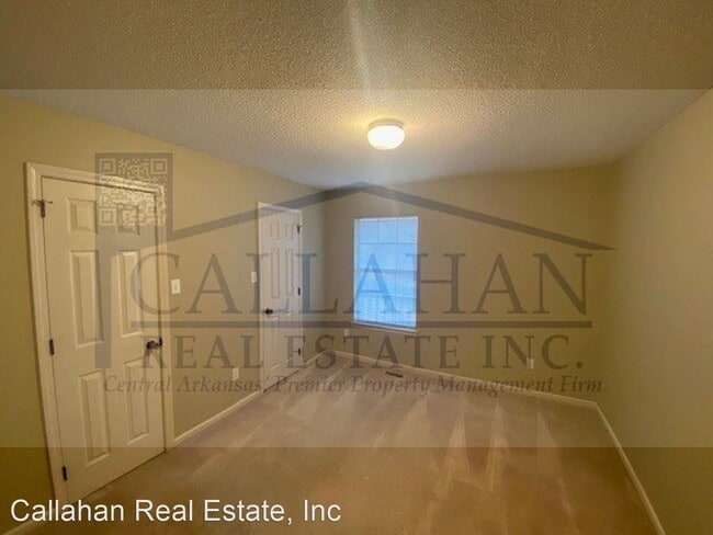 Building Photo - 3 br, 2 bath House - 335 Apple Valley Dr
