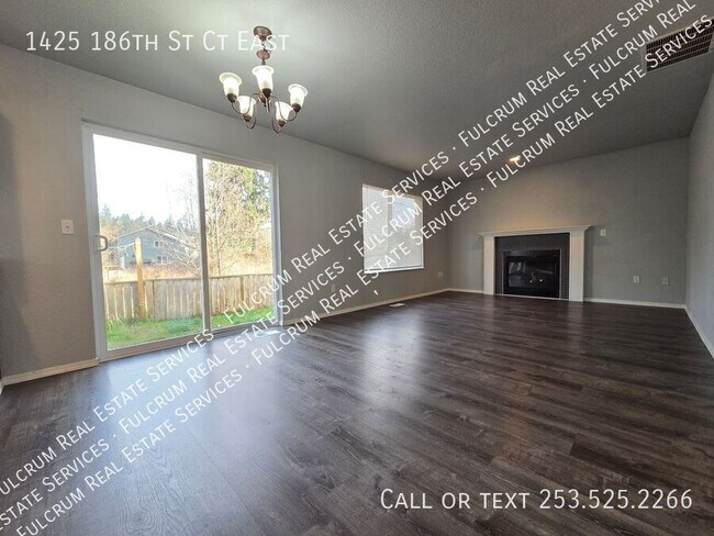 Foto del edificio - 1425 186th St Ct E