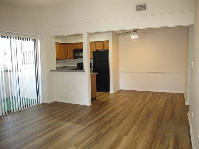 Foto del edificio - 2918 Antique Oaks Cir