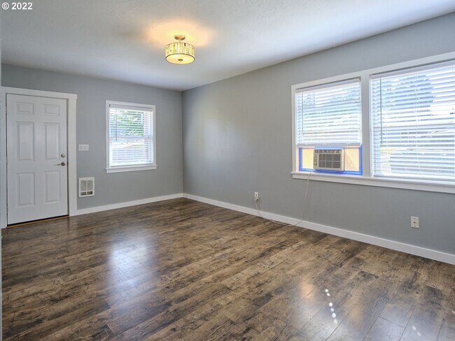 Photo - r3008unanderavev Apartment