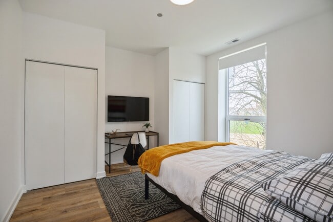 Black out shades in bedrooms - 2803 W Henderson St