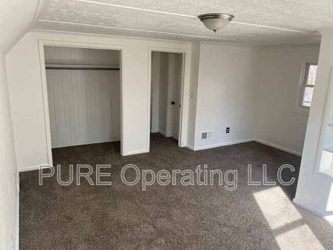 Building Photo - 4328 N 41st St