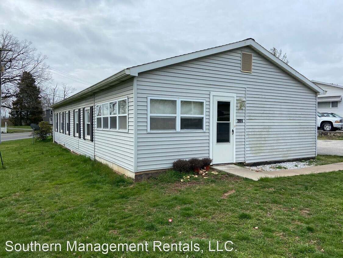 Primary Photo - 3 br, 1.5 bath House - 2000 Hilton Ave