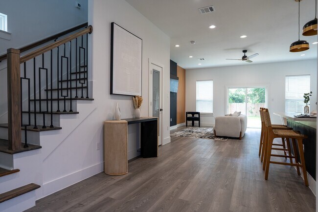 Foto del edificio - 3818 Lynnfield St