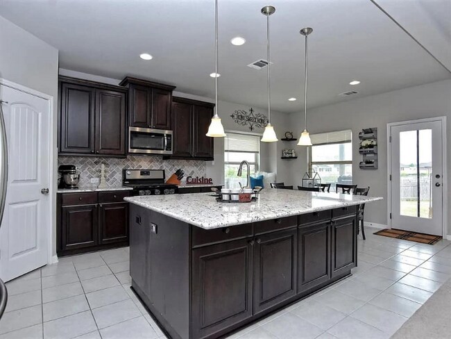 Building Photo - 11904 Cavan Ct