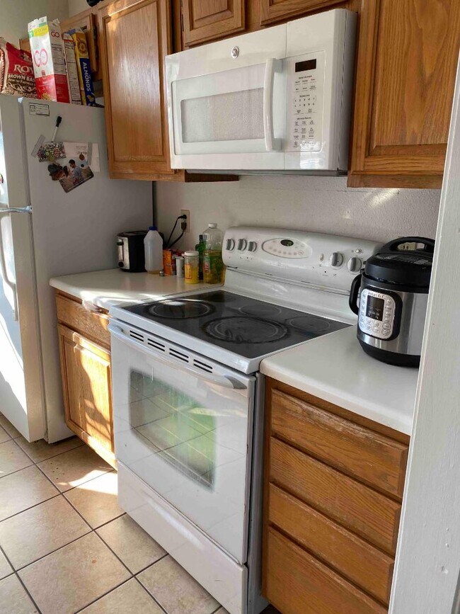 Foto del edificio - 2409 Leon St