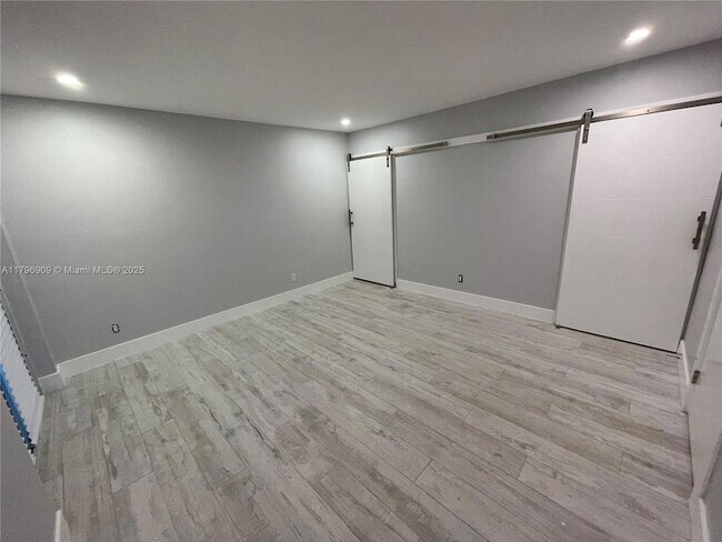 Foto del edificio - 10945 SW 172nd Terrace