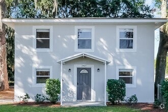 Building Photo - 1405 N Lake Shipp Dr