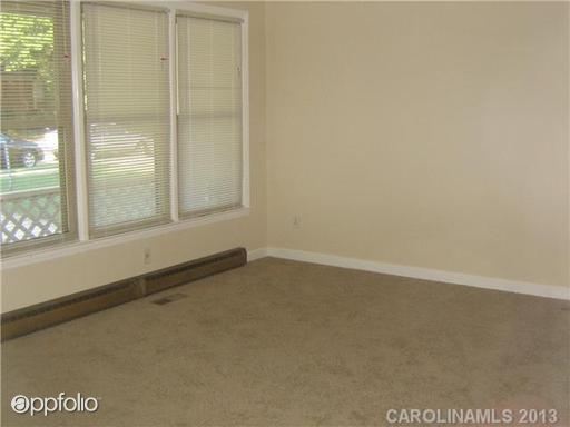 Building Photo - 1120 Georgetown Dr