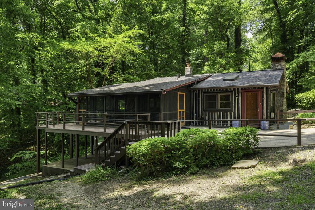 Foto principal - 8281 North Point Rd