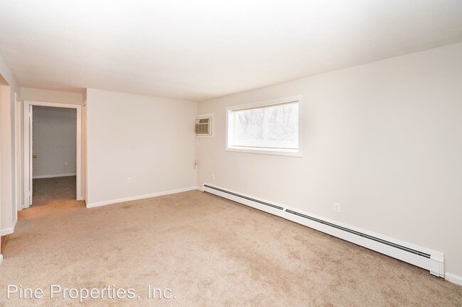 Foto del edificio - 64 School St