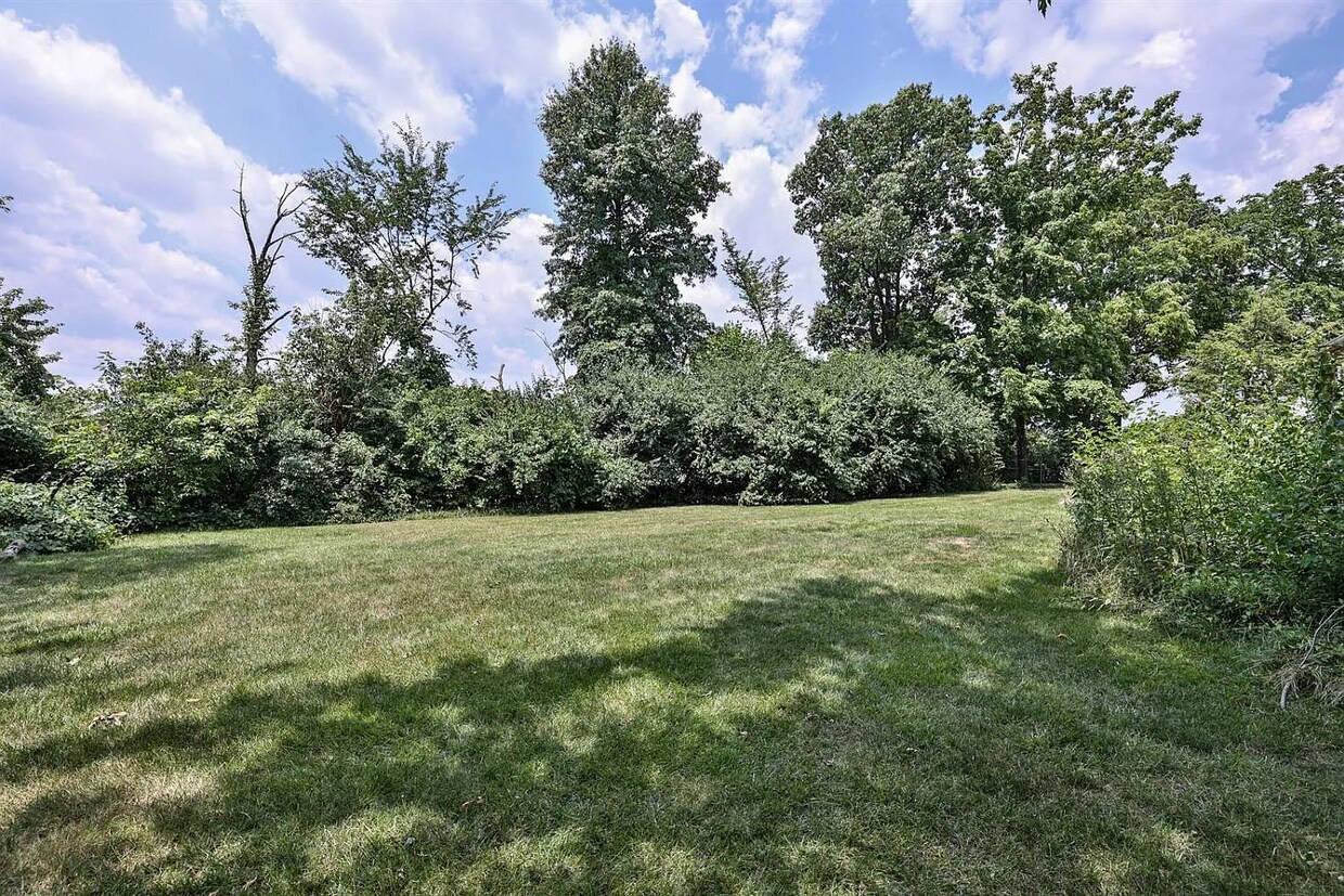 Building Photo - 899 Sabino Ct