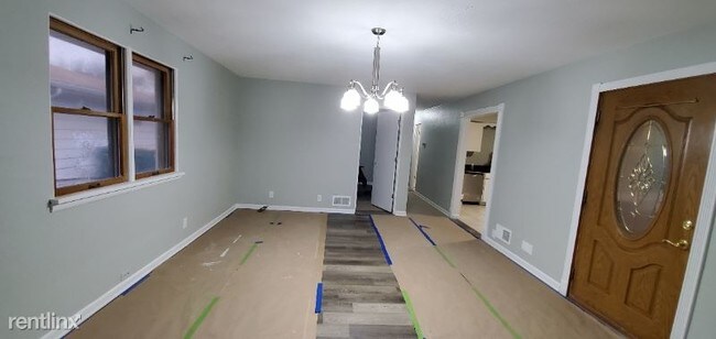 Building Photo - 3 br, 1.5 bath House - 1305 black rd
