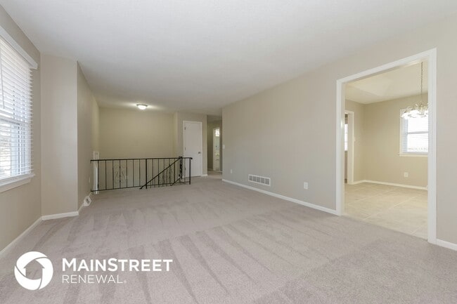 Building Photo - 8301 Laurel Ave