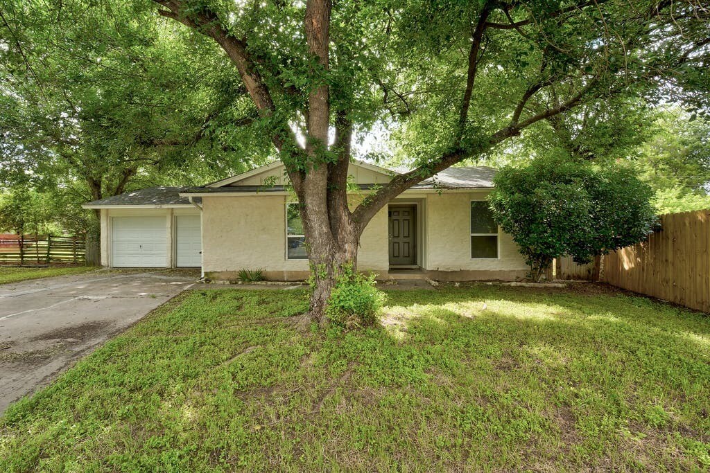 Foto principal - 5601 Palo Blanco Ct