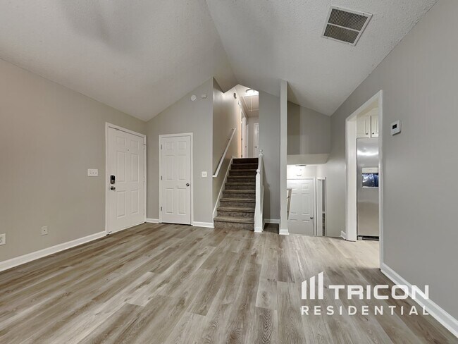 Building Photo - 699 Creek Stone Dr