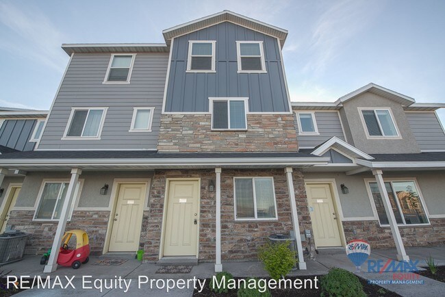 Foto del edificio - 3 br, 2 bath House - 238 N 750 E