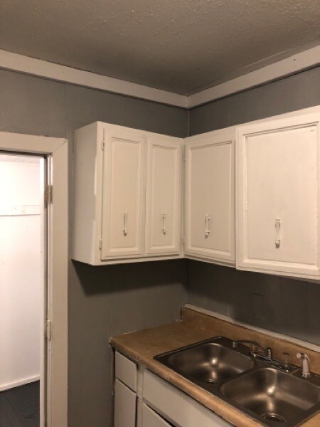 Building Photo - 825 Euclid Pl