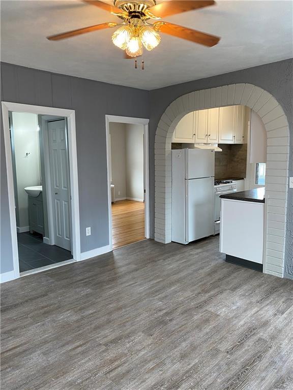 731733 High St Unit 2, Cumberland, RI 02864 Room for Rent in Cumberland, RI