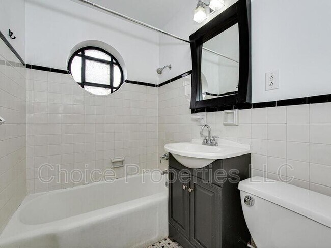 Foto del edificio - 211 N Dotger Ave