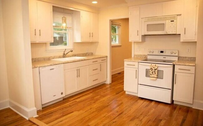 Foto del edificio - 1420 S Kilbourne Rd