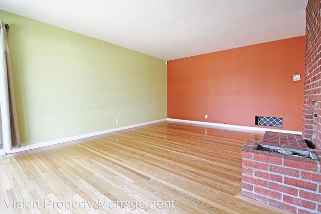 Building Photo - 3 br, 2 bath House - 24731 Woodacre Ave.