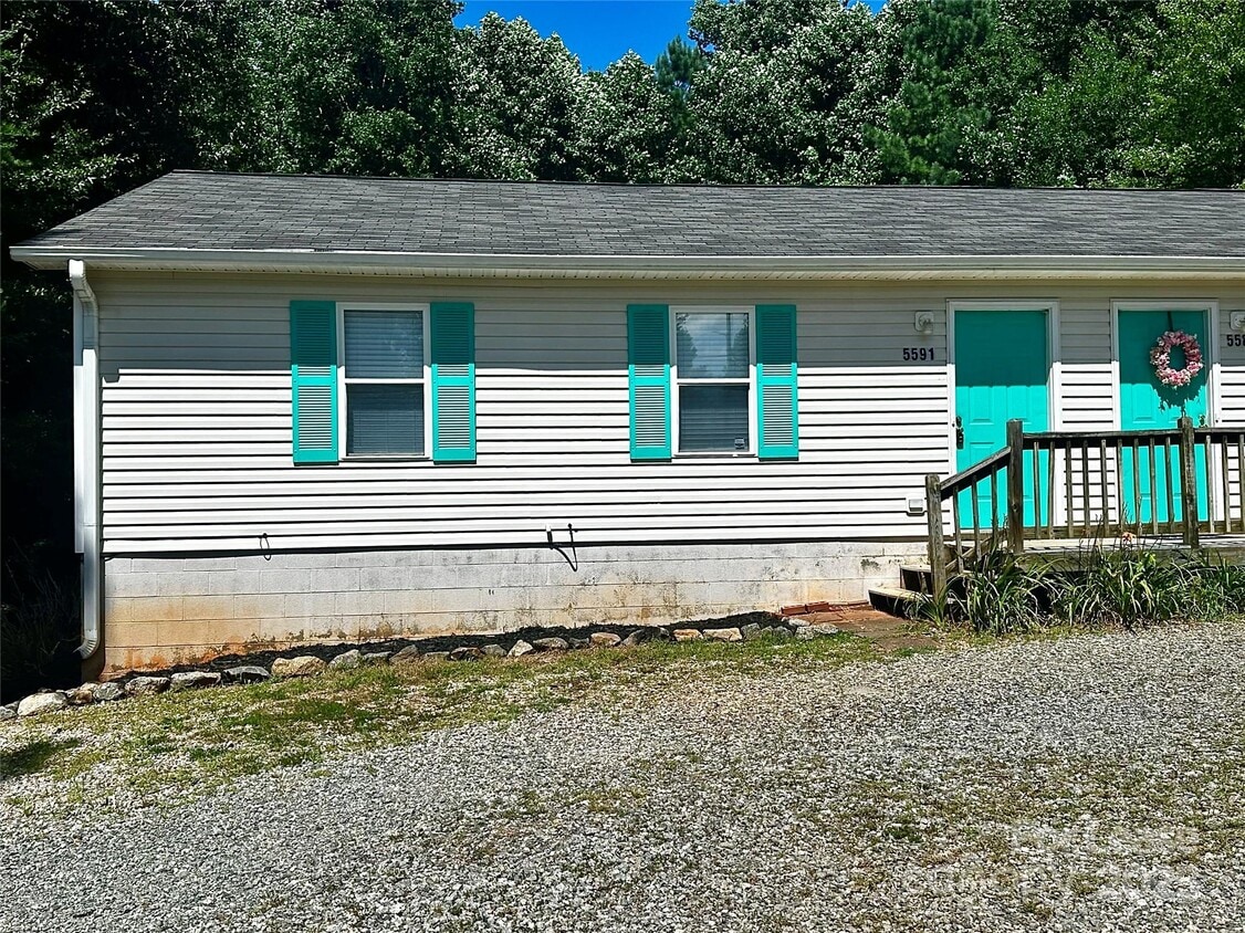 Primary Photo - 5591 Wrenn Dr