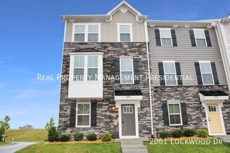 Building Photo - 2061 Lockwood Dr