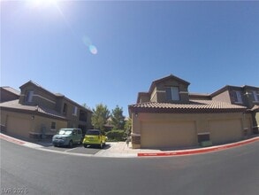 Building Photo - 6868 Sky Pointe Dr