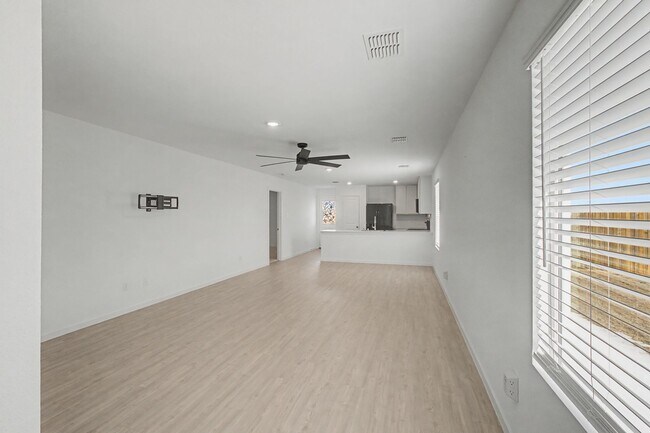 Building Photo - 6732 Bramblewood Dr