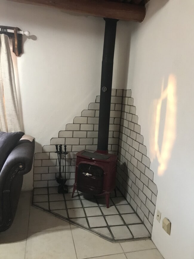 Building Photo - 148 Co Rd 75