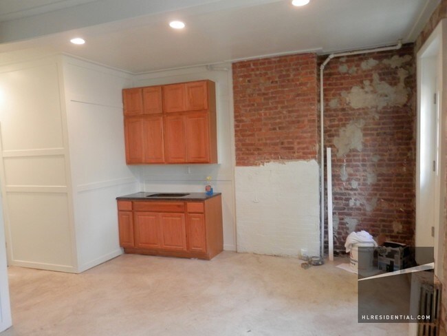 Building Photo - 7110 60th Ln